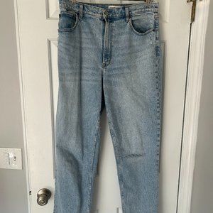 Abercrombie Ultra High Rise 90s Straight Jean